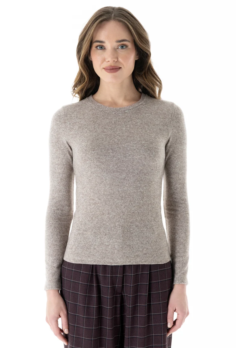 Slim-Fit-Longsleeve aus Bio-Baumwolle und recyceltem Polyester
