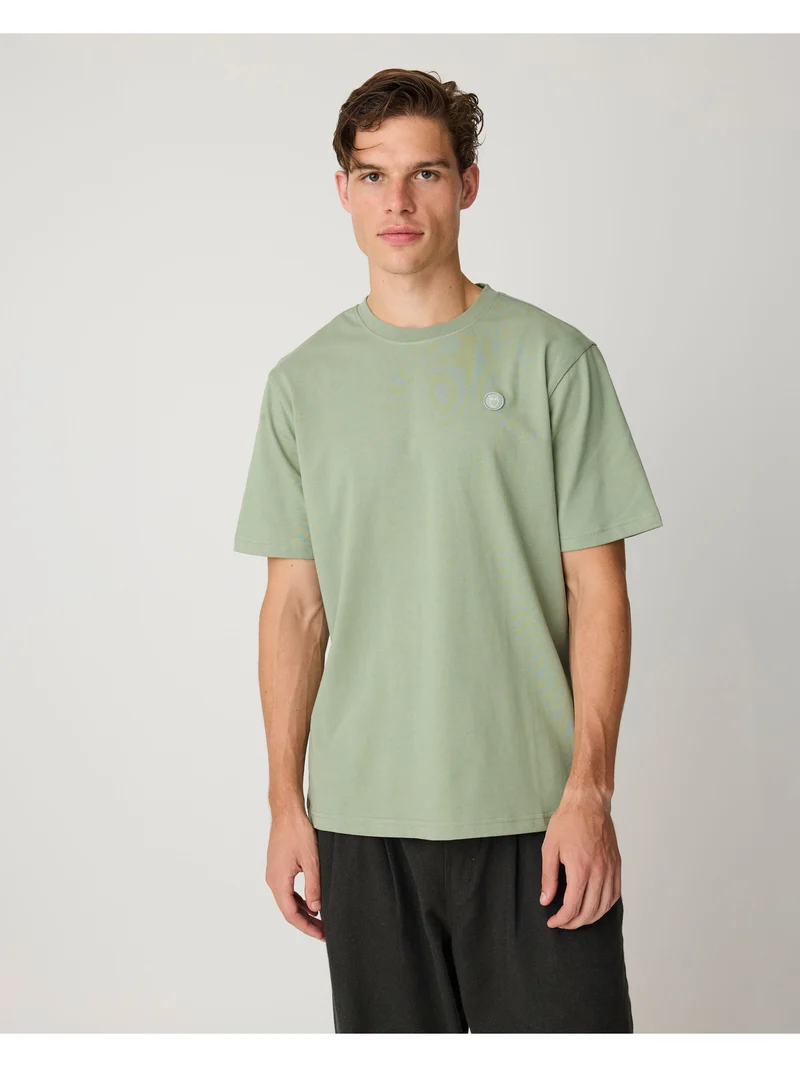 Badge T-Shirt lily pad