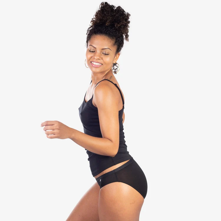 Slip St. Emily Black