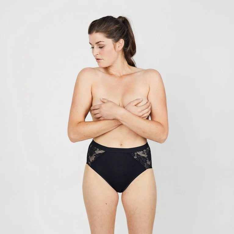 High Waist Spitzenslip Margarete Schwarz