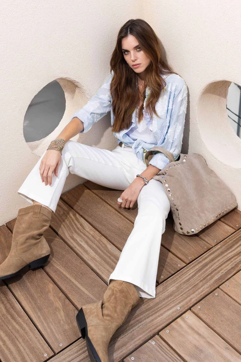 Jean blanc bootcut broderie chic