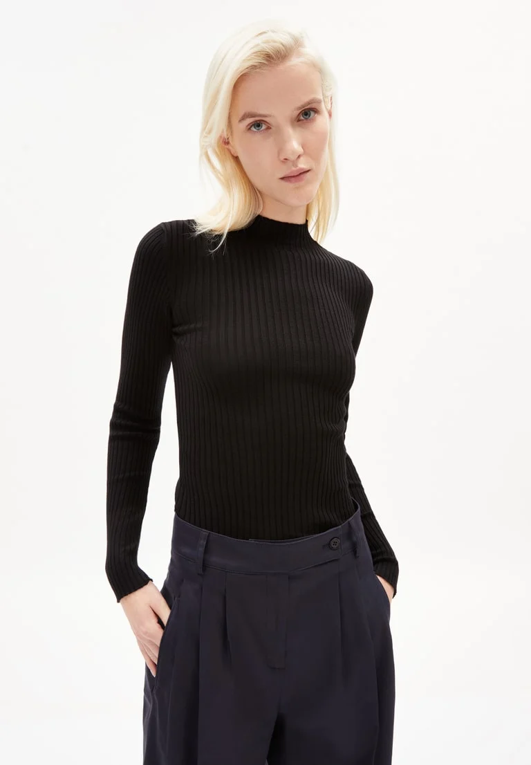 Alaania black