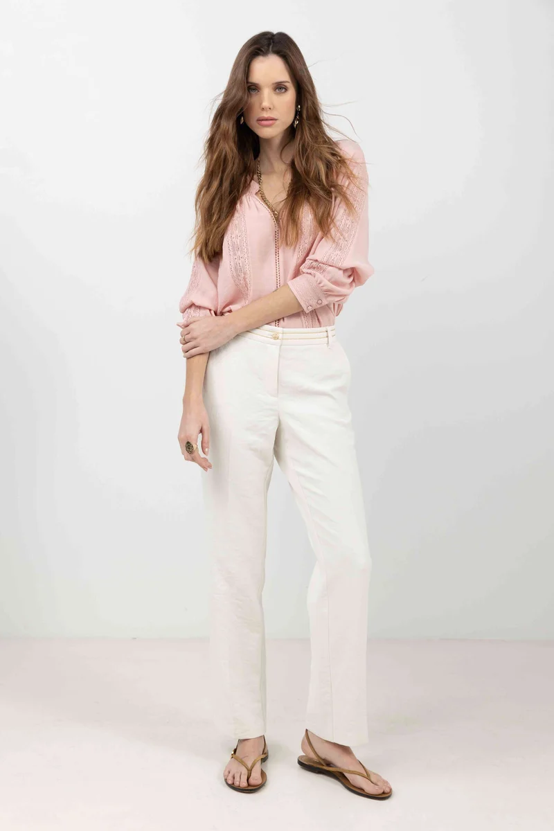 Pantalon écru fluide chic
