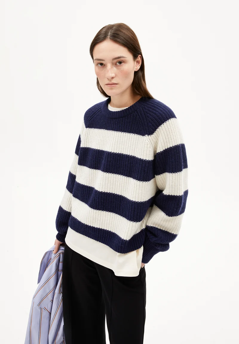 Kaagi Stripes tinted navy