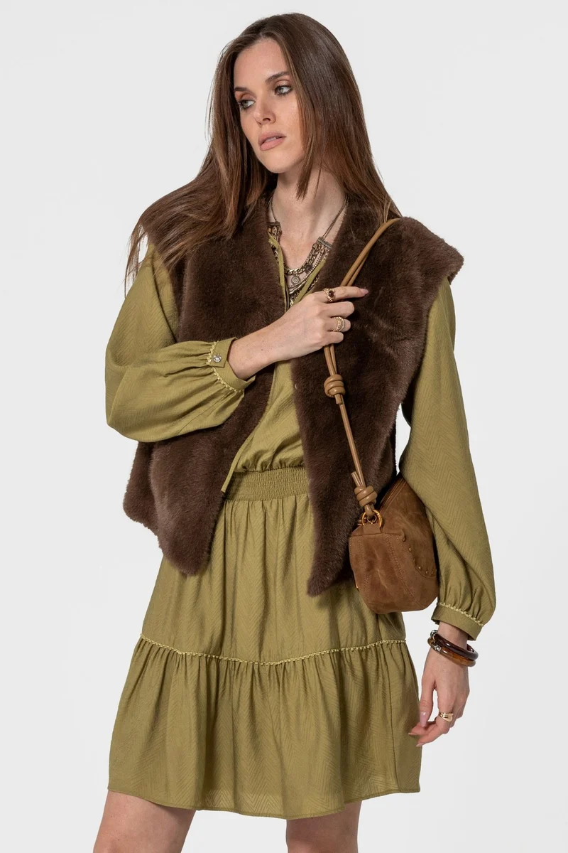 Robe courte cintrée pistache