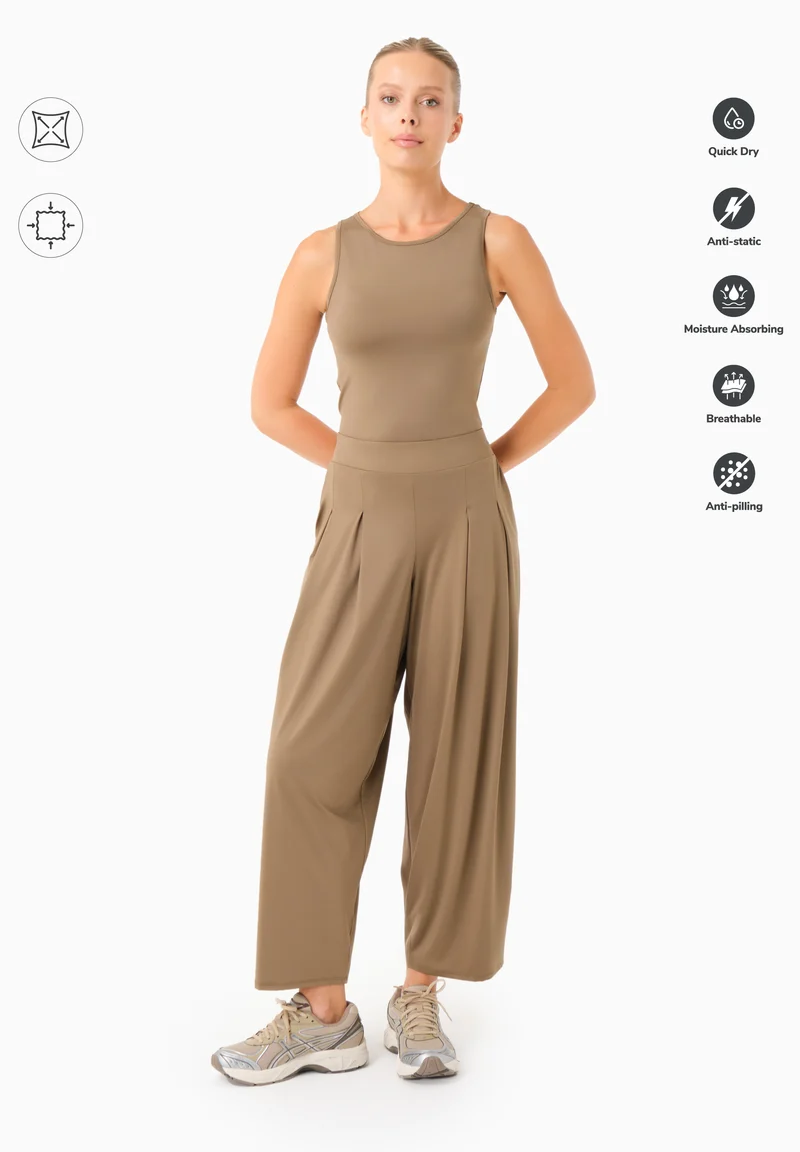 PEENY | Weit geschnittene Hose aus recyceltem Polyamid