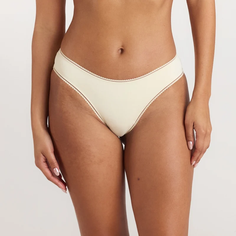 Comfort Brazilian Slip - Milchkaffee