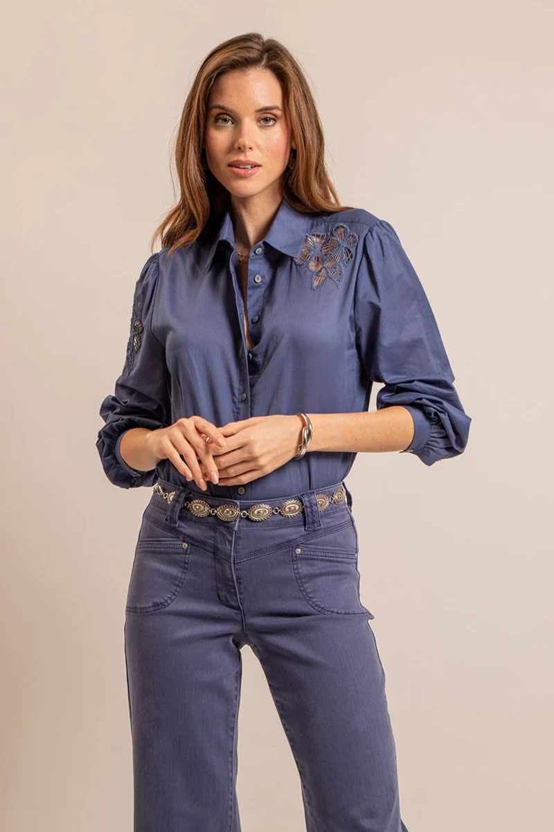 Chemise en coton coloris lavande