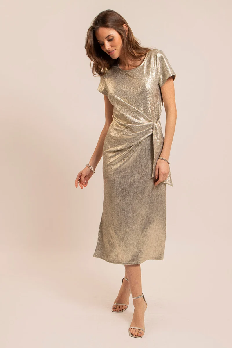Robe longue dorée