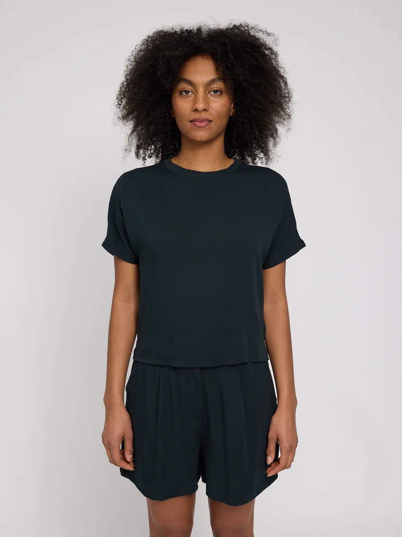 Crew Neck Viscose Blouse black