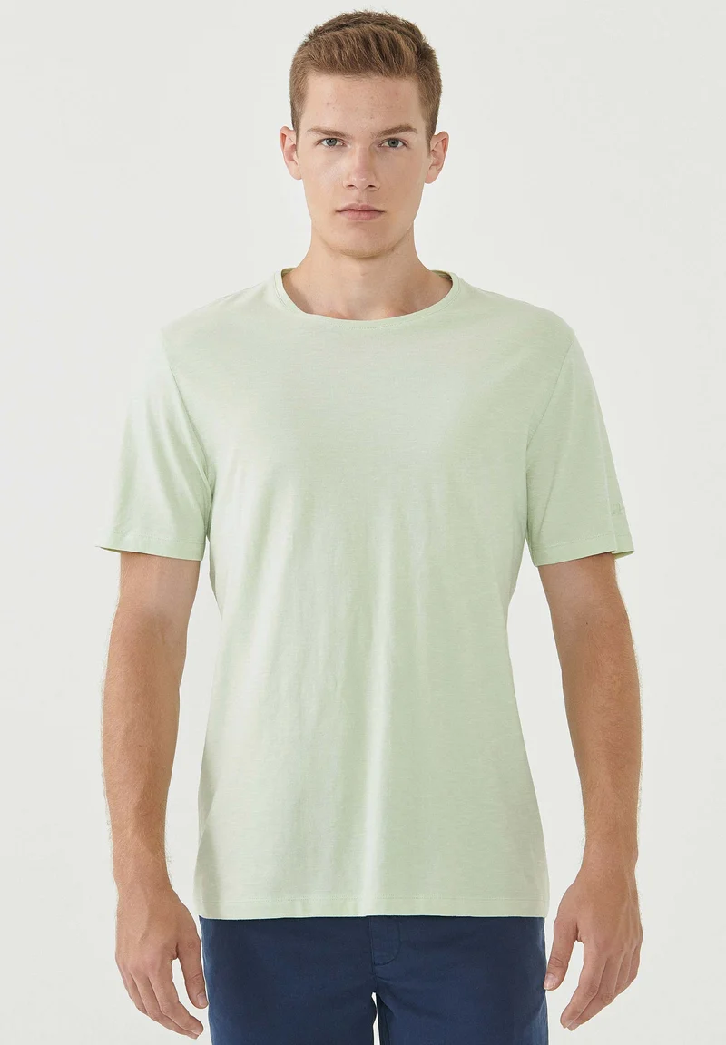 Basic T-Shirt aus Bio-Baumwolle
