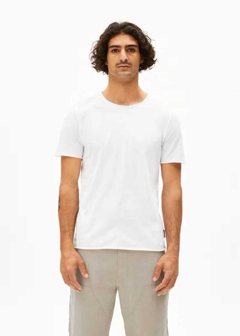 Jaames Brushed white