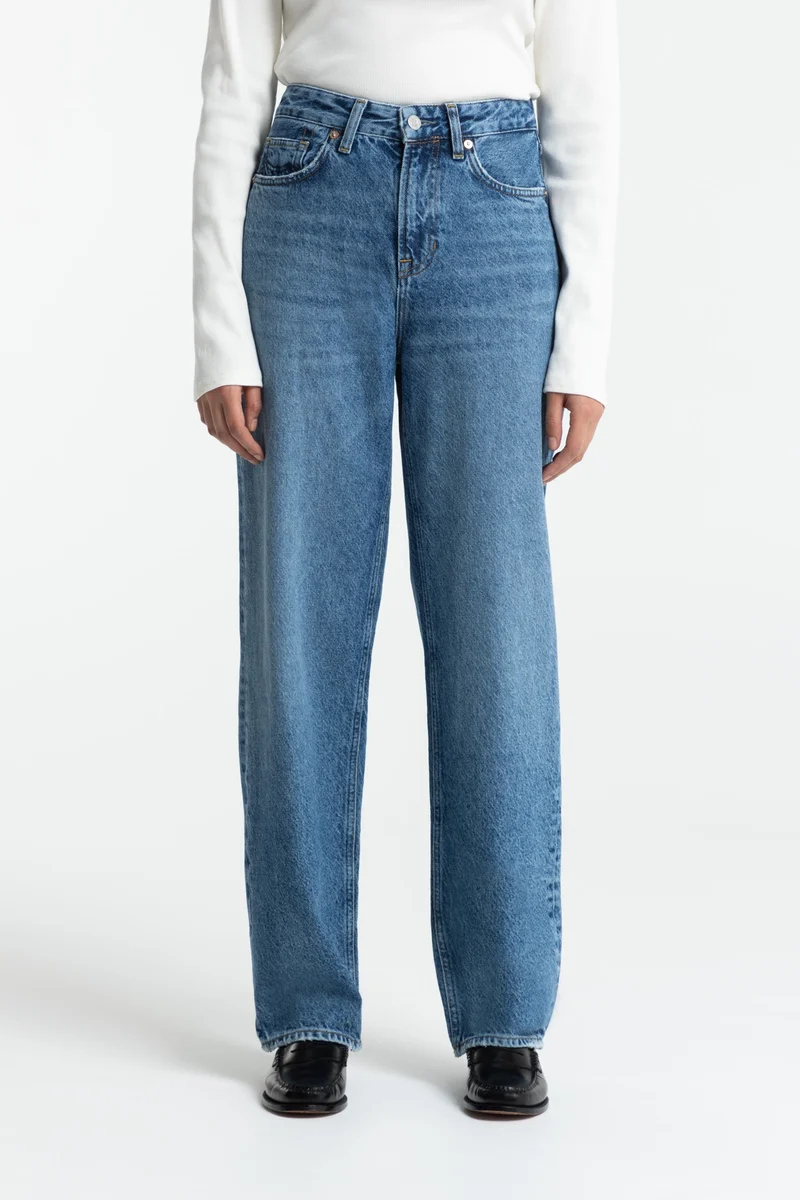 Liora Cropped rechange mid worn