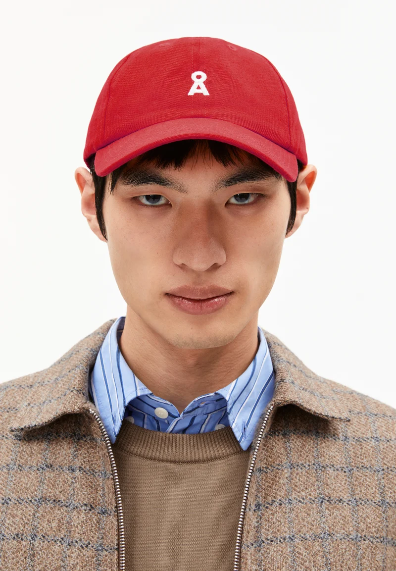 Yenaas Bold scarlet red