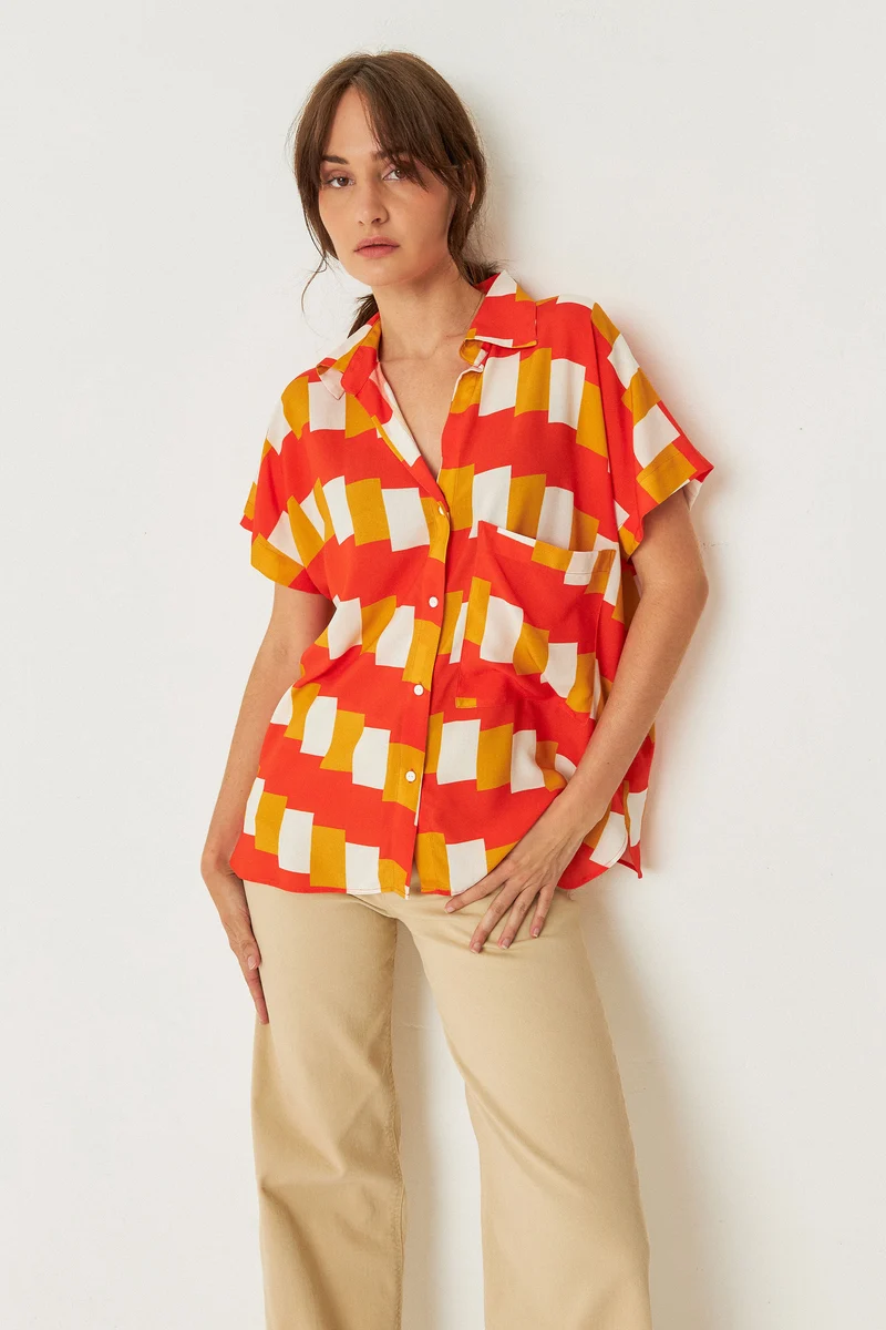 Uma Shirt gallard