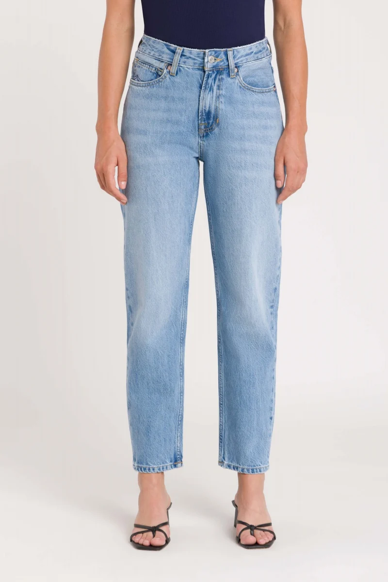 Caroline Cropped blue reef super light used
