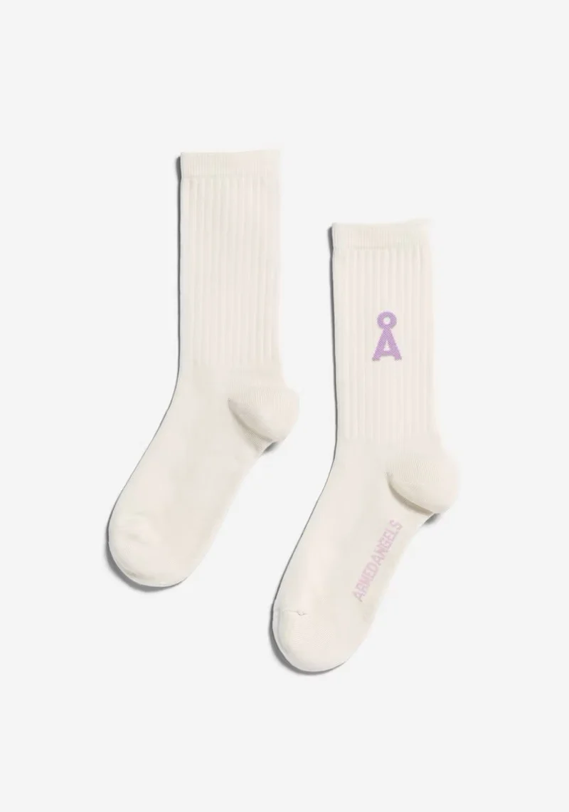 Saamus Bold oatmilk-lavender light