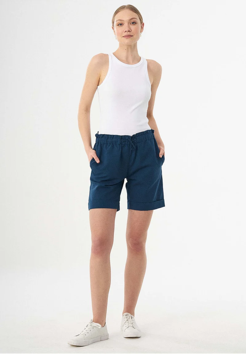 Paperbag-Shorts aus Leinengemisch
