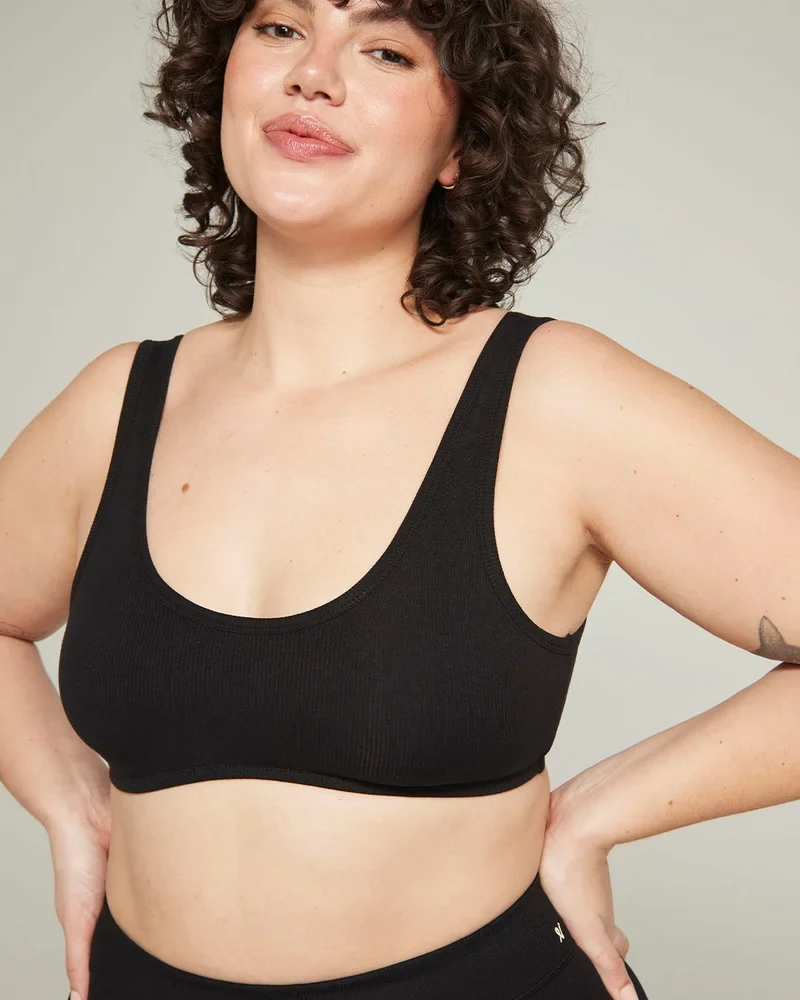 Nudea - Bio-Baumwoll-Bralette mit Dip-Front, Schwarz