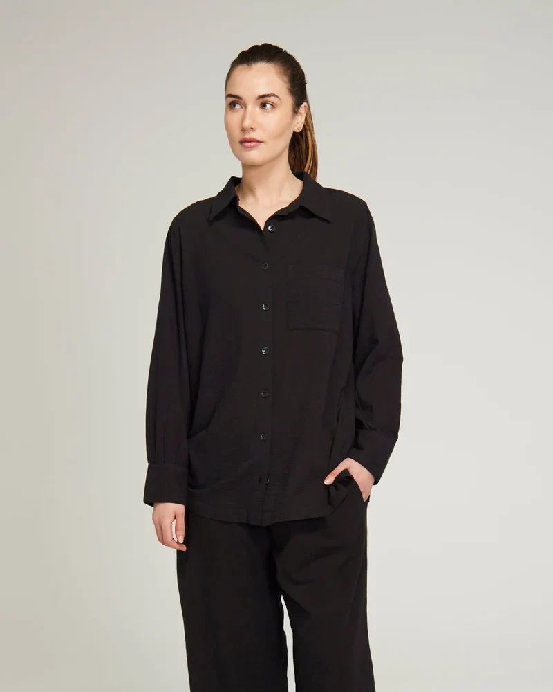 Nudea - Schwarzes Midi-Shirt