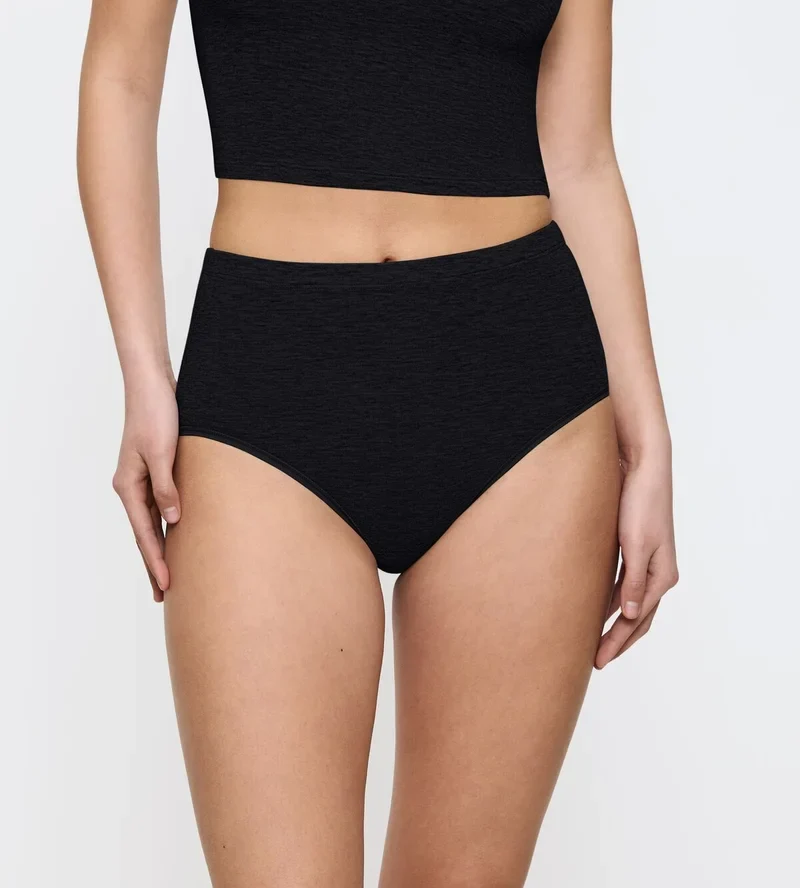 Triumph - Beauty Layers Maxi-Slip aus Wolle, Schwarz