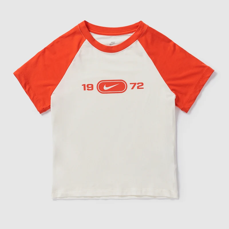 Nike Sportswear Damen Chill Knit T-Shirt