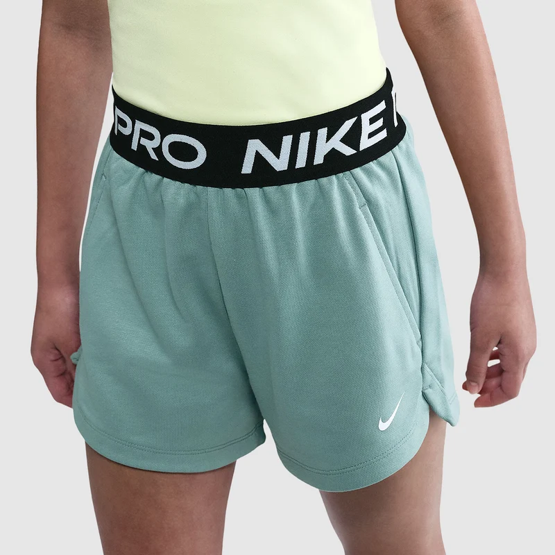 Nike Pro Ältere Mädchen Dri-FIT Fleece Shorts (8-15 Jahre)