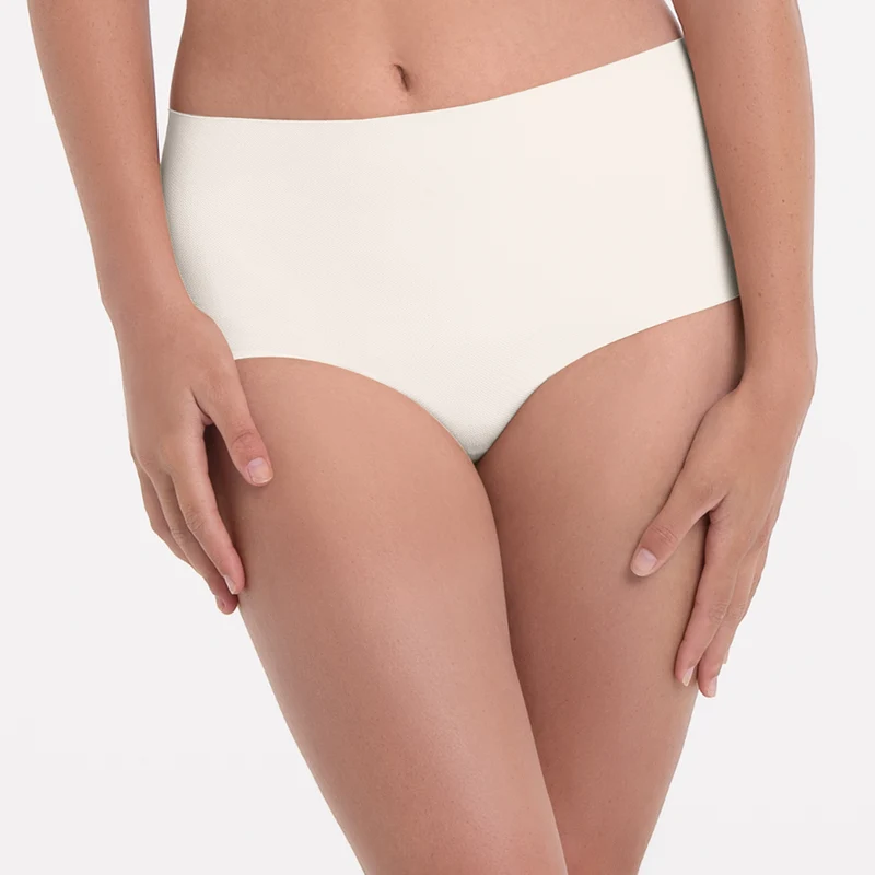 Anita – Taschenhöschen mit hoher Taille und klarem Kristall