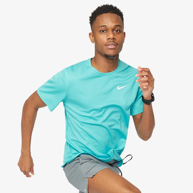Nike Dri-FIT UV Kurzarm