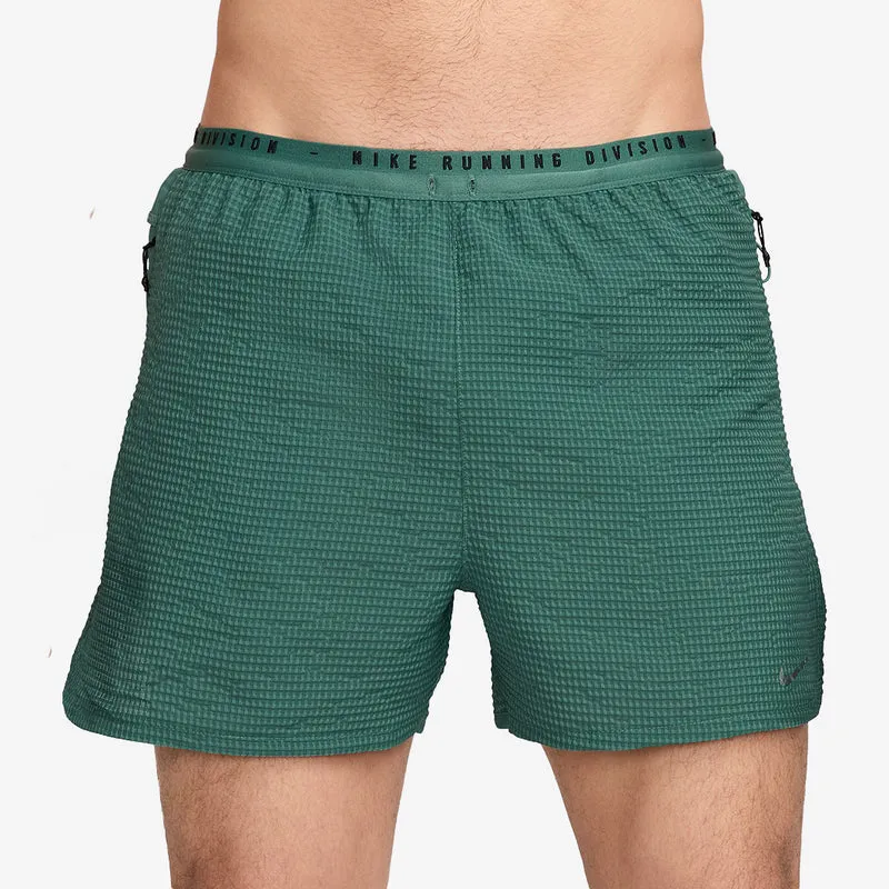Nike Dri-FIT ADV 10 cm Brief-Lined Shorts