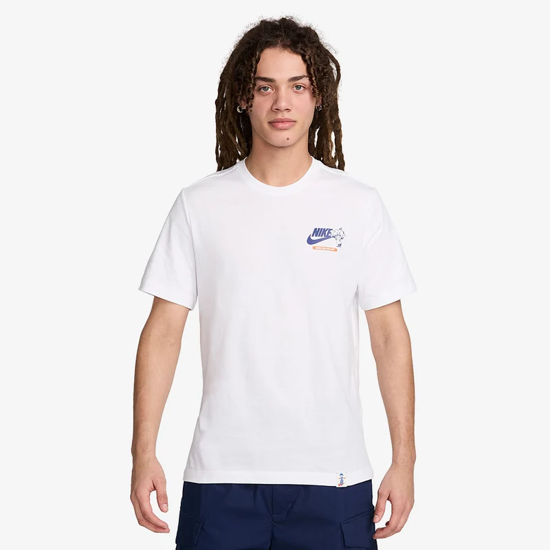 Nike Sportswear Graphic T-Shirt