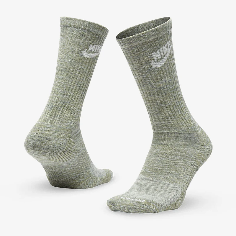 Nike Sportswear Everyday Plus Cushioned Crew Socks