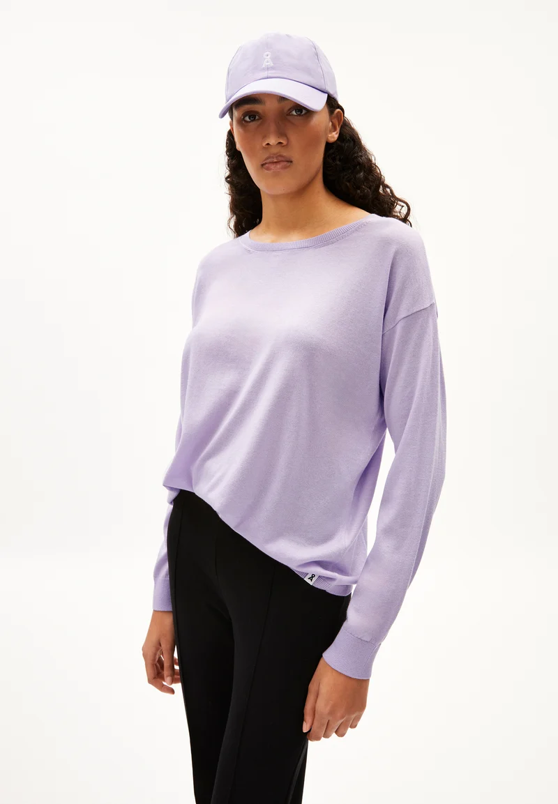 Laarni lavender light